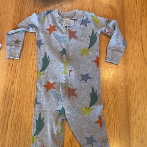 Hanna Andersson 24 month star design pajama one piece